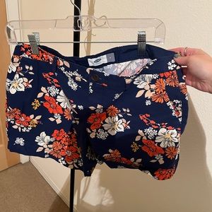 Old navy floral print navy blue shorts size 6